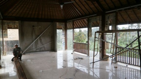 Again the Living room underconstruction
