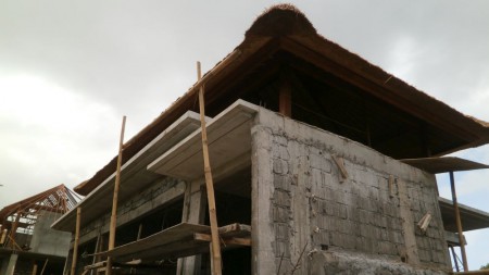 On the left the Bedrooms and above the Livingroom